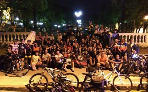 Bici Up — salida nocturna en bici desde Palermo (miércoles)