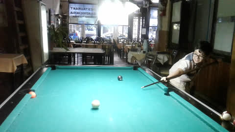 Bar Bauness