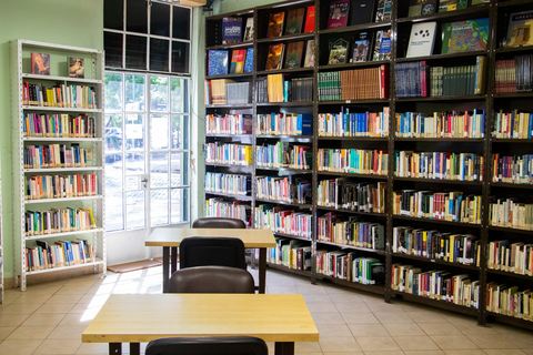 Biblioteca Baldomero Fernandez Moreno