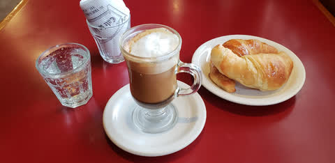 Cafe de la u
