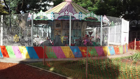 Calesita de la Plaza Balcarce
