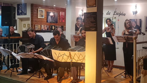 La Cumparcita Tango Bar