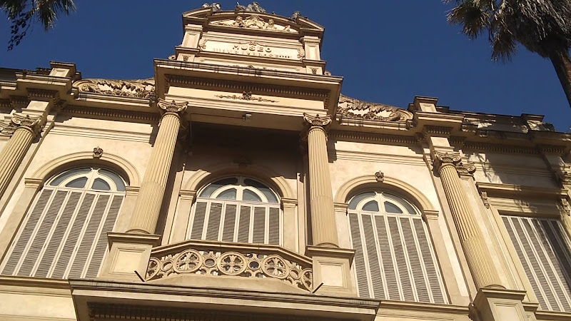 Biblioteca - Universidad de Buenos Aires - Museo Etnografico
