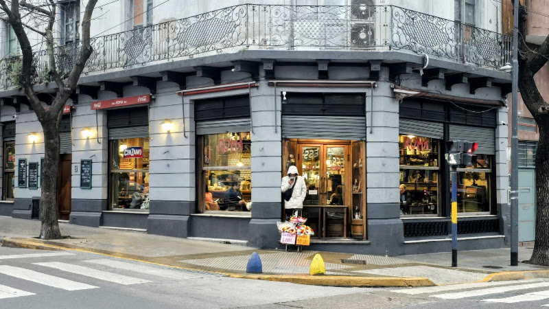 Cafe Roma