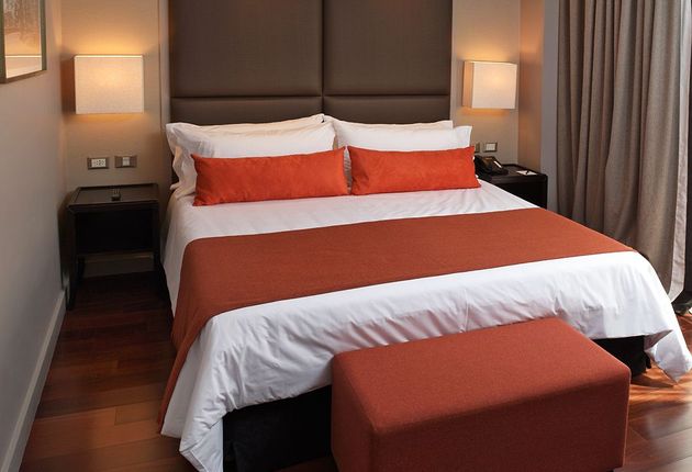 Carles Hotel
