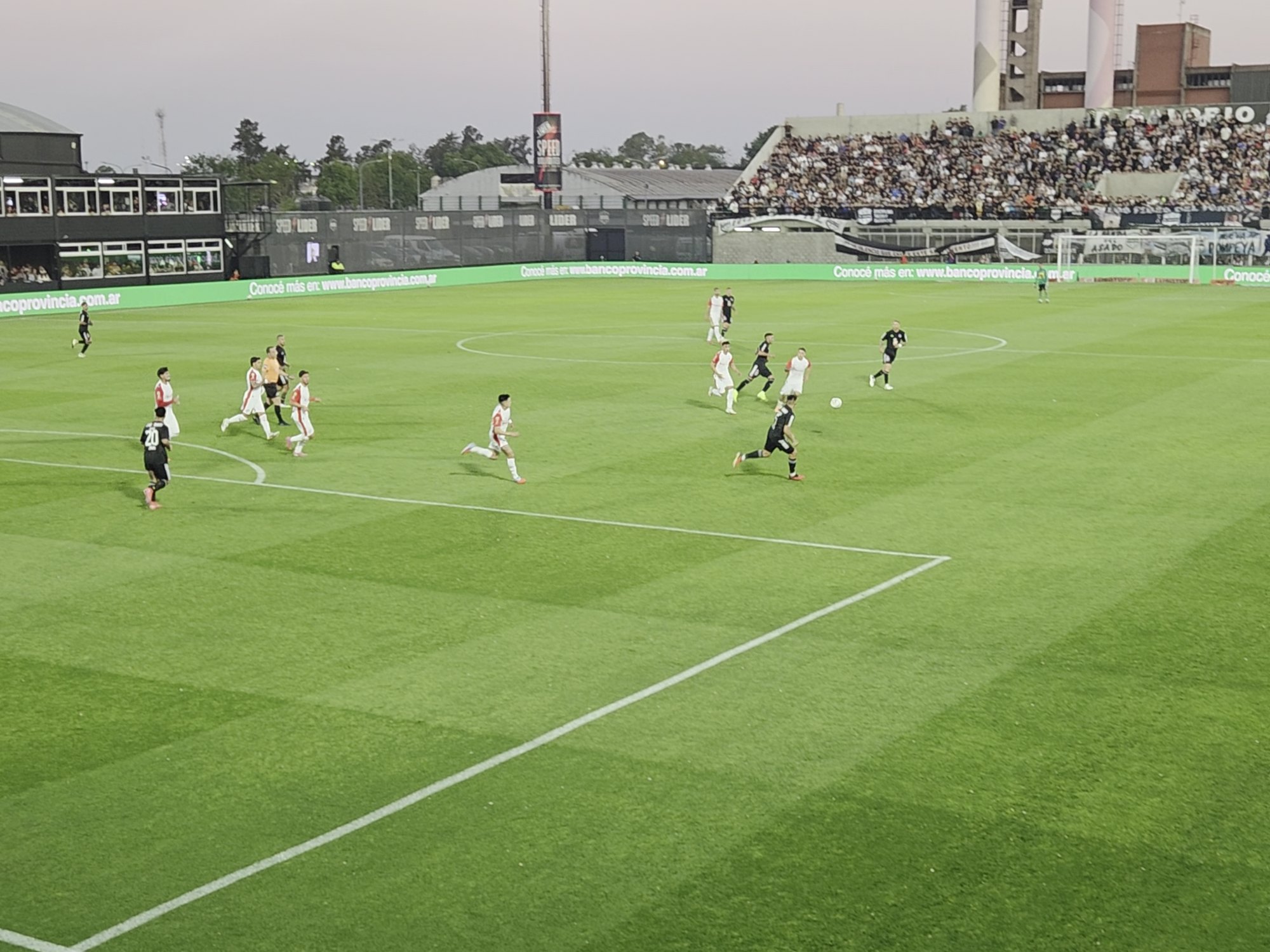 Estadio Guillermo Laza